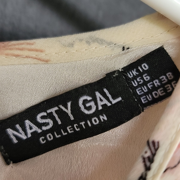 Nasty Gal $78 Wanna Grow Again Floral Ruched Blouse 6 - Picture 4 of 13